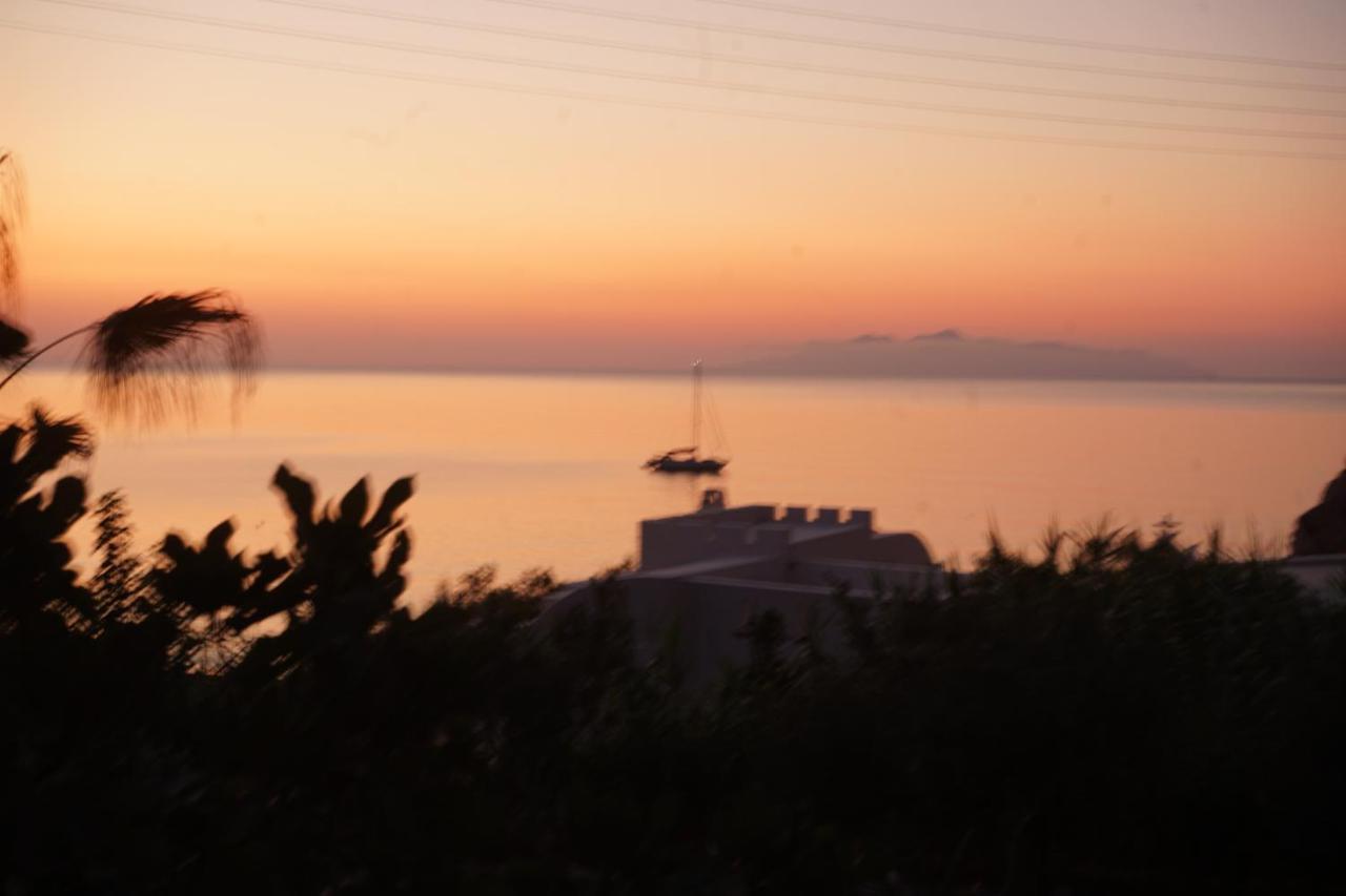 Moschatos Beach House Kamari  Luaran gambar